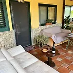 ***** La Casa Di Gio