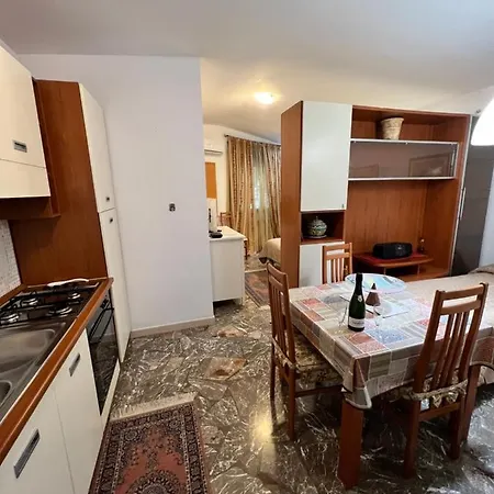***** La Casa Di Gio * Caltanissetta